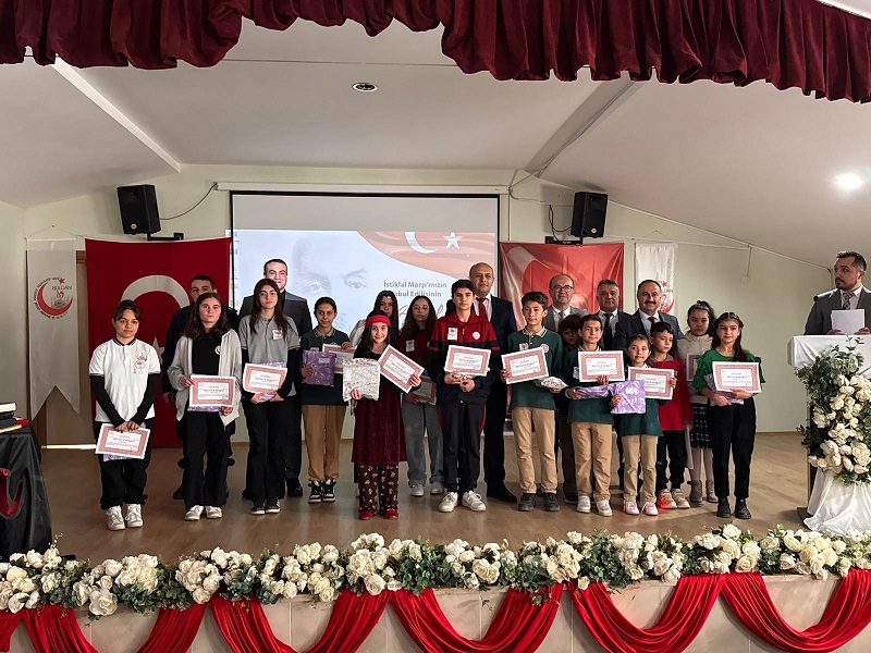 İstiklal Marşının Kabulü ve Mehmet Akif ERSOY'u Anma Programı yapıldı.